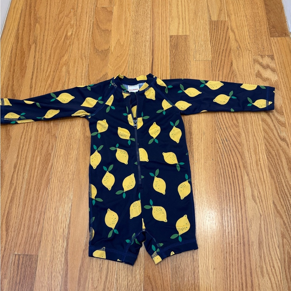 Hanna Andersson 18-24m Lemon Print Rash Guard Swimsuit